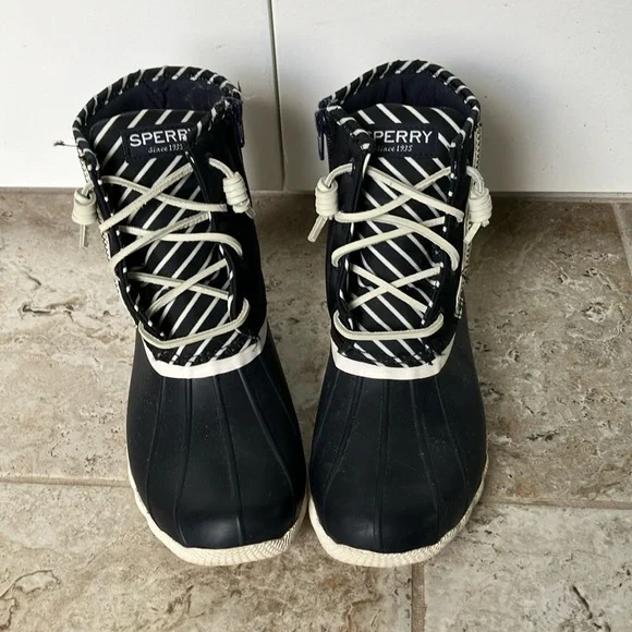 Sperry Shoes Sperry Womens Saltwater Bionic Duck Boots Dark